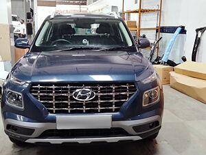 Second Hand Hyundai Venue SX 1.5 CRDi in Panna