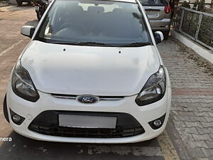 Second Hand Ford Figo Duratec Petrol Titanium 1.2 in Karnal