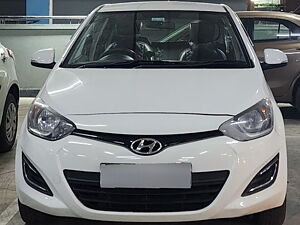 Second Hand Hyundai i20 Magna (O) 1.2 in Kozhikode