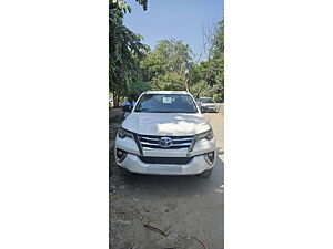 Second Hand Toyota Fortuner 2.8 4x2 AT [2016-2020] in Delhi