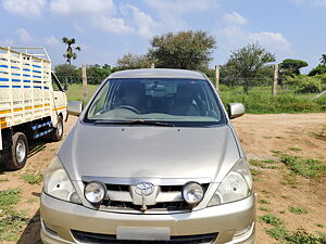 Second Hand Toyota Innova 2.5 G4 8 STR in Dharapuram