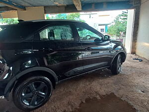 Second Hand Tata Nexon EV XZ Plus LUX in Sangli