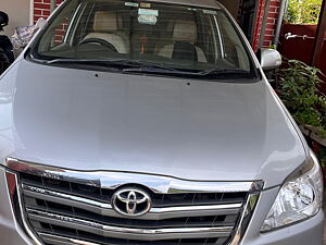 Second Hand Toyota Innova 2.5 VX 7 STR BS-IV in Bhubaneswar