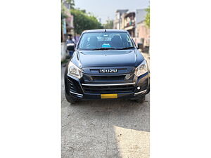 Second Hand Isuzu D-Max V-Cross Hi-Lander in Aurangabad