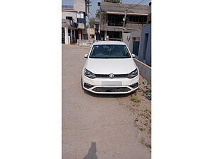 Second Hand Volkswagen Vento Highline 1.0L TSI in Mehsana