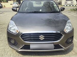 Second Hand Maruti Suzuki DZire ZXi in Aligarh