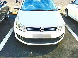 Second Hand Volkswagen Polo Highline 1.6L (P) in Junagadh