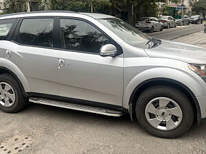 Second Hand Mahindra XUV500 W6 in Delhi