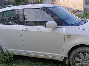 Second Hand Maruti Suzuki Swift DZire VDi BS-IV in Mau