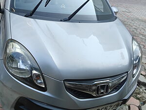 Second Hand Honda Brio S MT in Agra