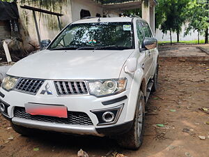 Second Hand Mitsubishi Pajero 2.5 MT in Gurgaon