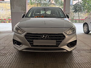 Second Hand Hyundai Verna SX 1.6 VTVT in Delhi