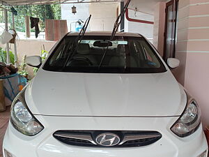 Second Hand Hyundai Verna Fluidic 1.4 VTVT in Changanassery