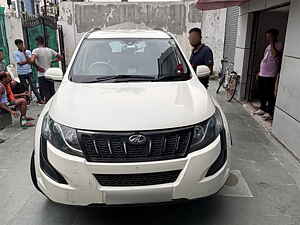 Second Hand महिंद्रा XUV500 w6 1.99 in दिल्ली