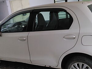 Second Hand Toyota Etios Liva G in Jamshedpur