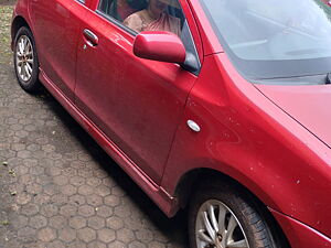 Second Hand Toyota Etios Liva VX in Dak. Kannada