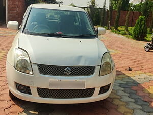 Second Hand Maruti Suzuki Swift DZire VDi in Solapur