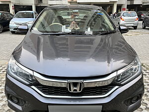 Second Hand Honda City V Petrol in Noida