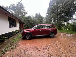 Second Hand Kia Carens Luxury Plus 1.4 Petrol 7 STR in Coimbatore