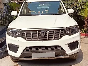 Second Hand Mahindra Scorpio Z6 Diesel MT 2WD 7 STR in Muzaffurpur