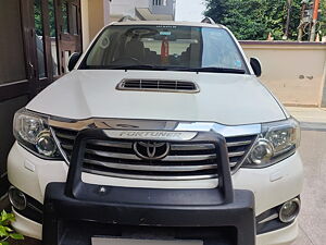 Second Hand Toyota Fortuner 3.0 4x2 MT in Delhi