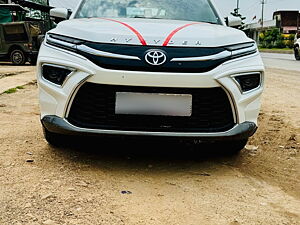 Second Hand Toyota Urban Cruiser Hyryder V Hybrid in Sonbhadra