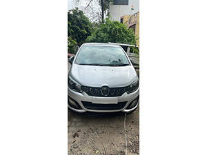 Second Hand Mahindra Marazzo M8 7 STR in Aligarh