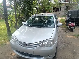 Second Hand टोयोटा इटियोस वी in गुवाहाटी