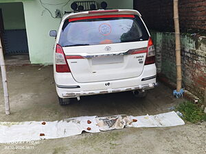 Second Hand Toyota Innova 2.5 EV MS 7 STR in Padrauna