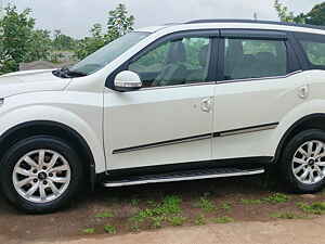 Second Hand महिंद्रा XUV500 w10 in राजकोट