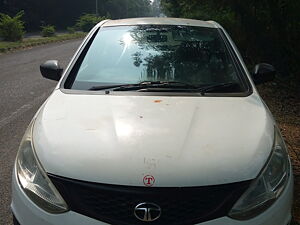 Second Hand Tata Zest XE Petrol in Nagpur