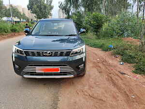 Second Hand महिंद्रा xuv300 W8 1.2 पेट्रोल [2019] in बैंगलोर