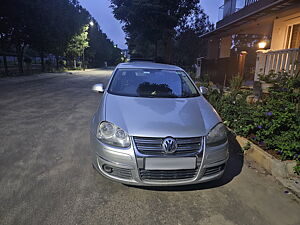 Second Hand Volkswagen Jetta Comfortline 1.9 TDI AT in Bangalore