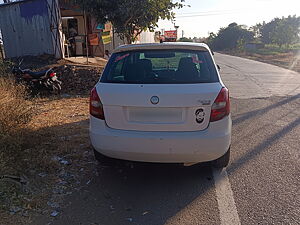 Second Hand Skoda Fabia Classic 1.2 MPI in Beed