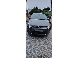 Second Hand Volkswagen Polo Highline1.2L D in Rajahumundry