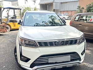 Second Hand महिंद्रा xuv300 W8 (O) 1.2 पेट्रोल [2019] in भोपाल