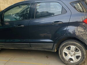 Second Hand Ford Ecosport Trend 1.5 TDCi in Delhi