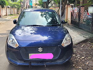 Second Hand Maruti Suzuki Swift VXi AMT in Chennai