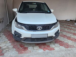 Second Hand Tata Hexa XM 4x2 7 STR in Patan