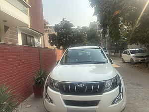 Second Hand महिंद्रा XUV500 w6 in गुड़गांव