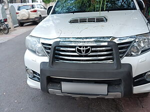 Second Hand Toyota Fortuner 3.0 4x4 AT in Lucknow