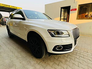 Second Hand Audi Q5 2.0 TDI quattro Premium in Lakhimpur Kheri