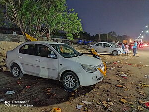 Second Hand Ford Fiesta/Classic ZXi 1.4 TDCi Ltd in Hyderabad