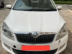 Second Hand Skoda Rapid Elegance 1.6 MPI AT in Bangalore