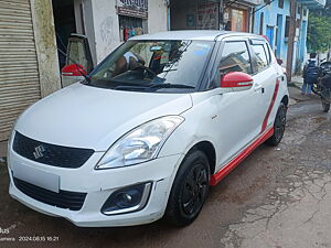 Second Hand Maruti Suzuki Swift LXi in Katni