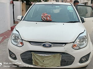 Second Hand Ford Figo Duratorq Diesel Titanium 1.4 in Hisar