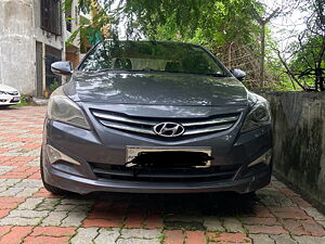 Second Hand Hyundai Verna 1.6 VTVT SX in Surat