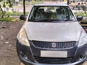 Second Hand Maruti Suzuki Swift LXi in Vapi