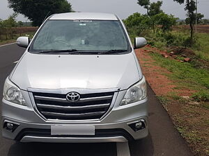 Second Hand Toyota Innova 2.5 ZX 7 STR BS-IV in Belgaum