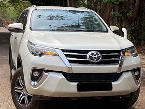 Second Hand Toyota Fortuner 2.7 4x2 MT [2016-2020] in Hyderabad